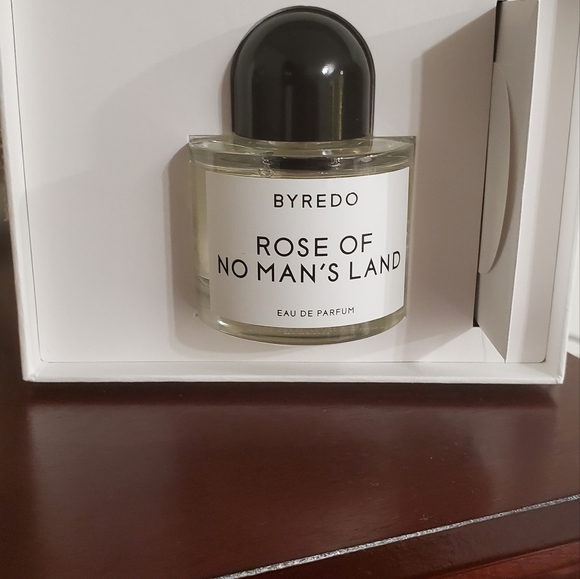 Rose of No Man's Land by Byredo - Picture 4 of 8